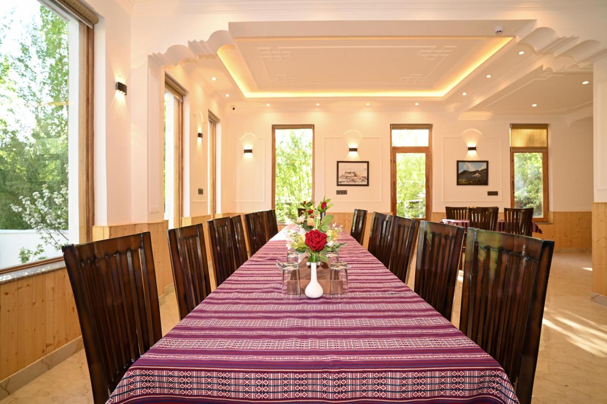 Hotel Ladakh Hills Лех Экстерьер фото